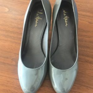 Cole Haan Nike air pumps 9 grey patent leather